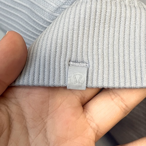 Lululemon Ribbed Longsleeve w/ Thumbholes - Picture 4 of 4